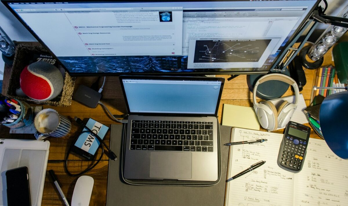 multitasking fragments attention and reduces performance.Study Focus